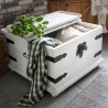 Kufer z drewna COS 06