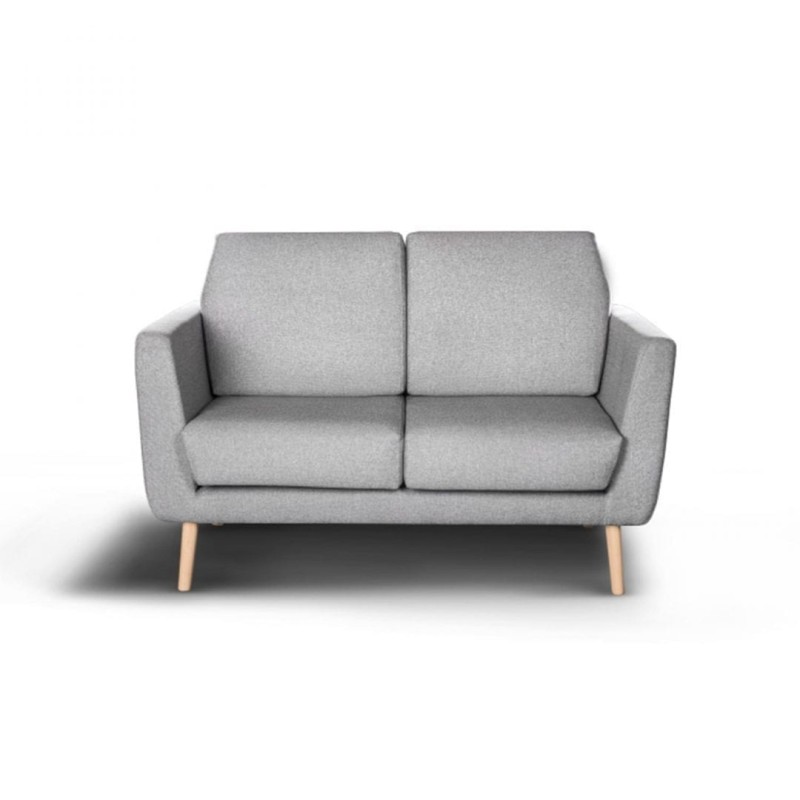 szara tapicerowana sofa